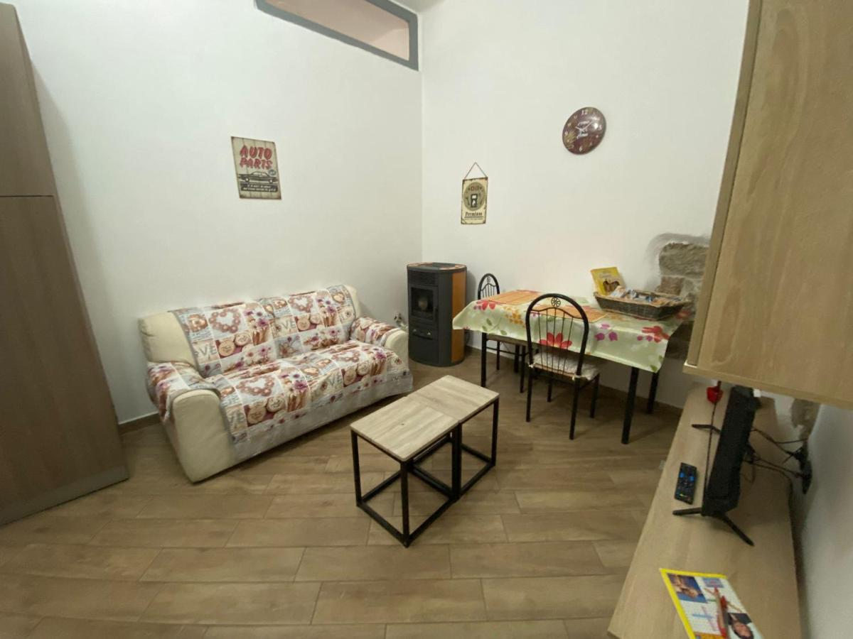 La Casa Di Sara Apartment Nuoro  Room photo